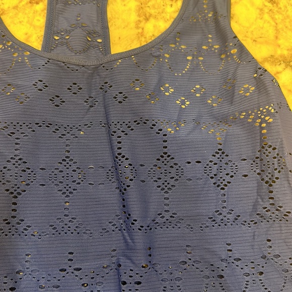 COPY - Dark blue mesh women’s athletic top size small - Picture 2 of 2